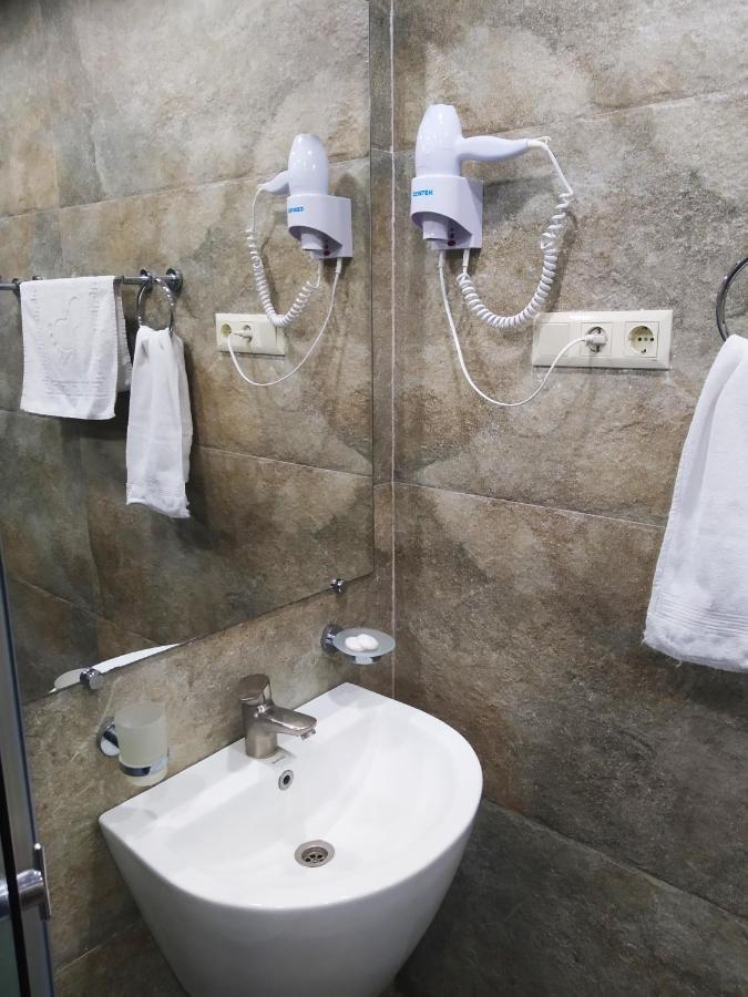 Boutique Living Hotel Jerevan Buitenkant foto