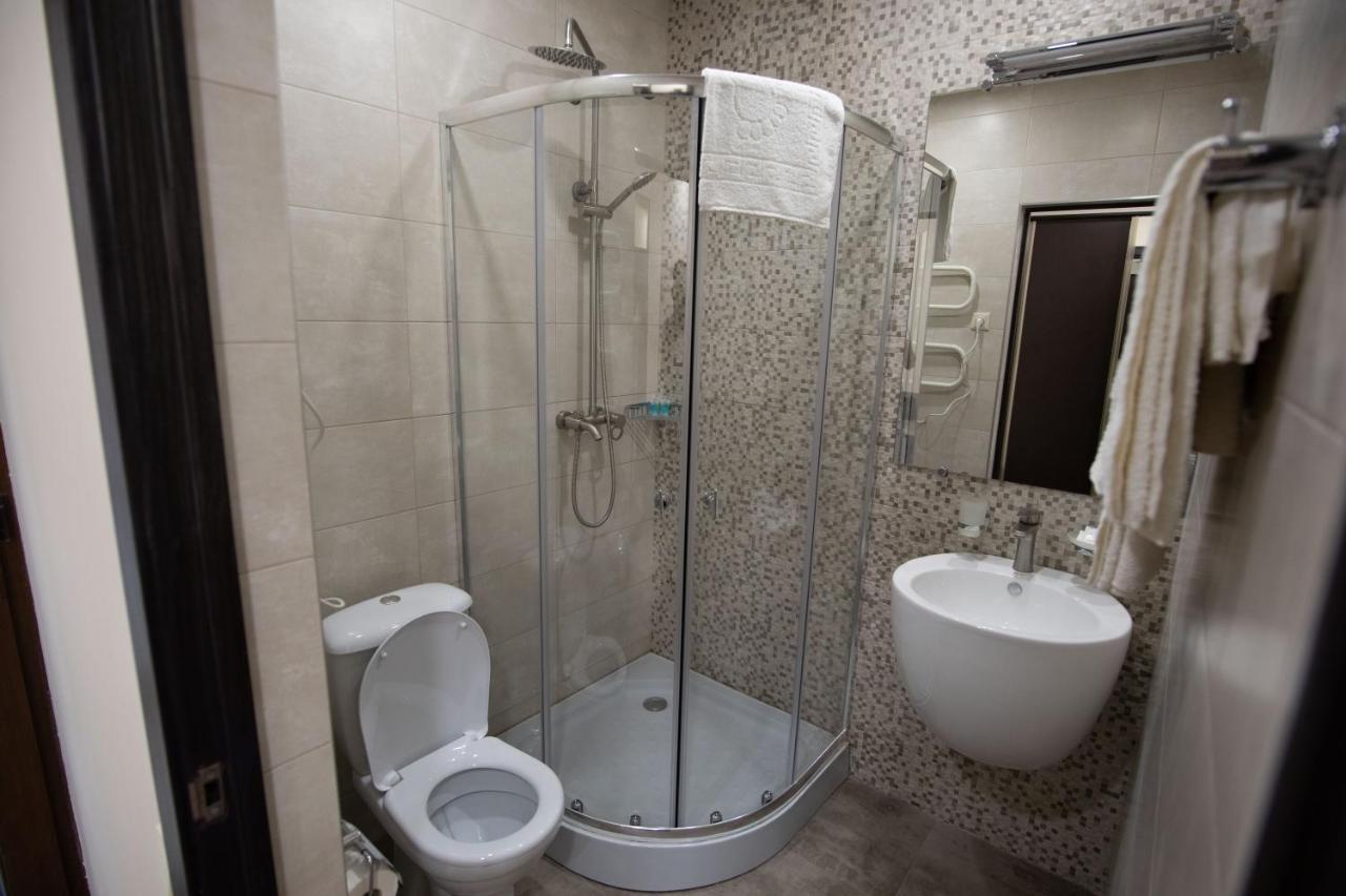 Boutique Living Hotel Jerevan Buitenkant foto