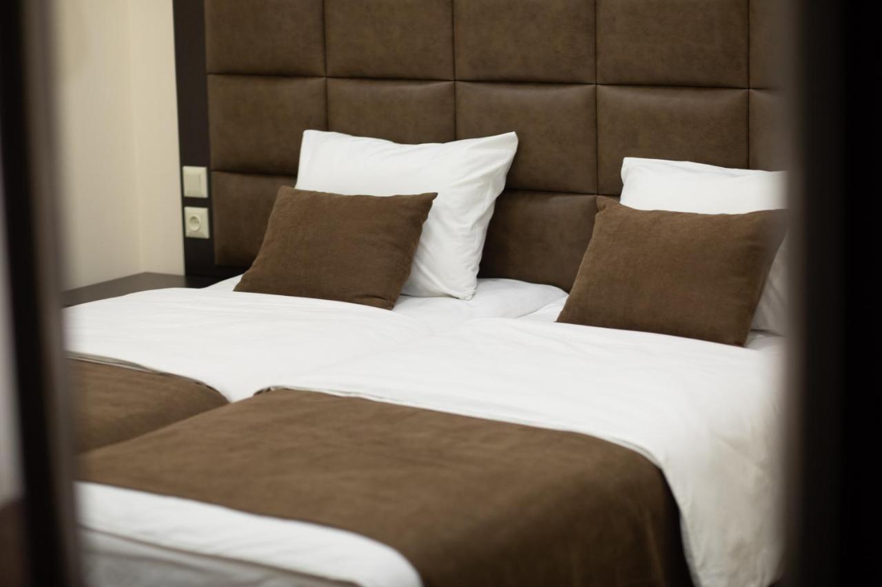 Boutique Living Hotel Jerevan Buitenkant foto