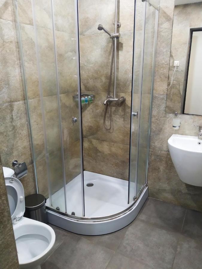 Boutique Living Hotel Jerevan Buitenkant foto